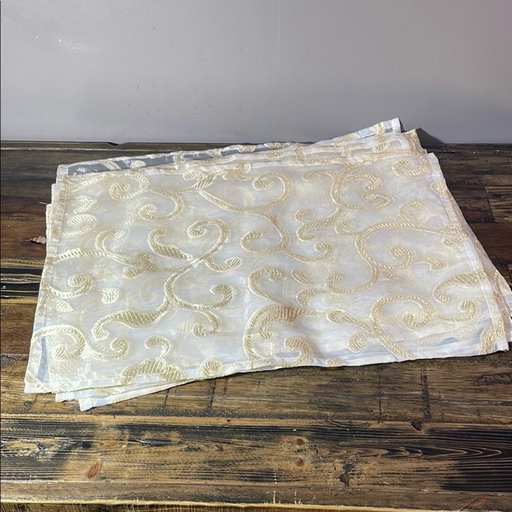19” x 14” gorgeous gold patterned placemats - a DOZEN of them!  SO beautiful!